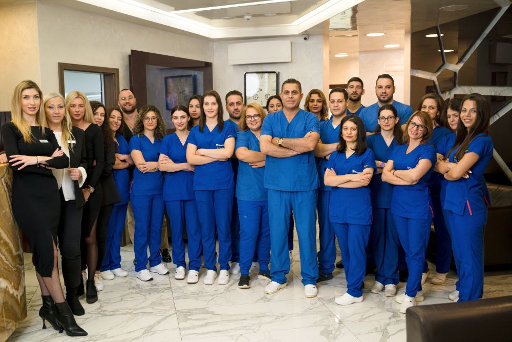 A great team of professionals who will take care of the entire process to restore your smile.